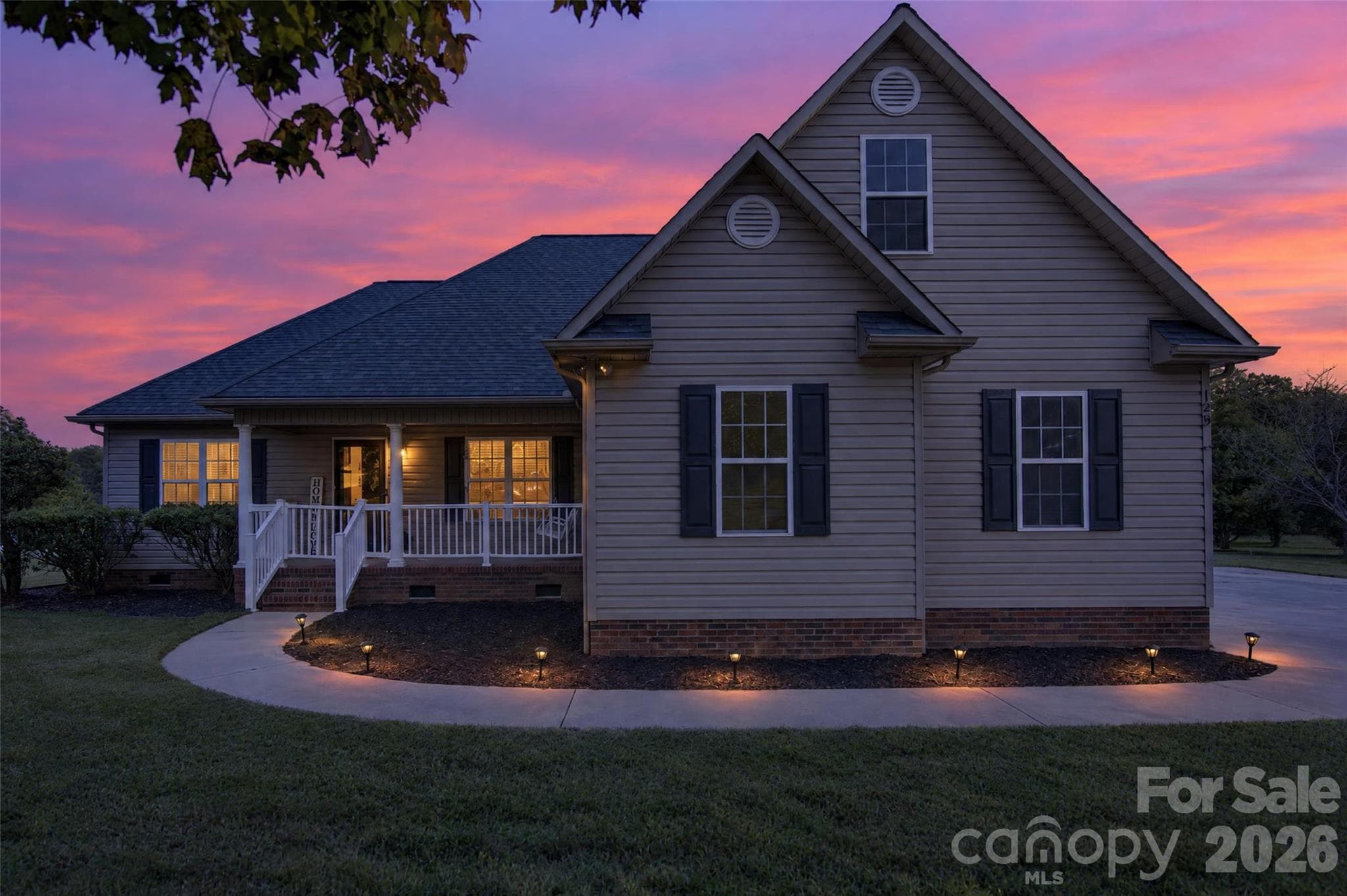 Single Family Residence at 125 Round Tuit Lane, Mt Ulla, photo 3 of 40