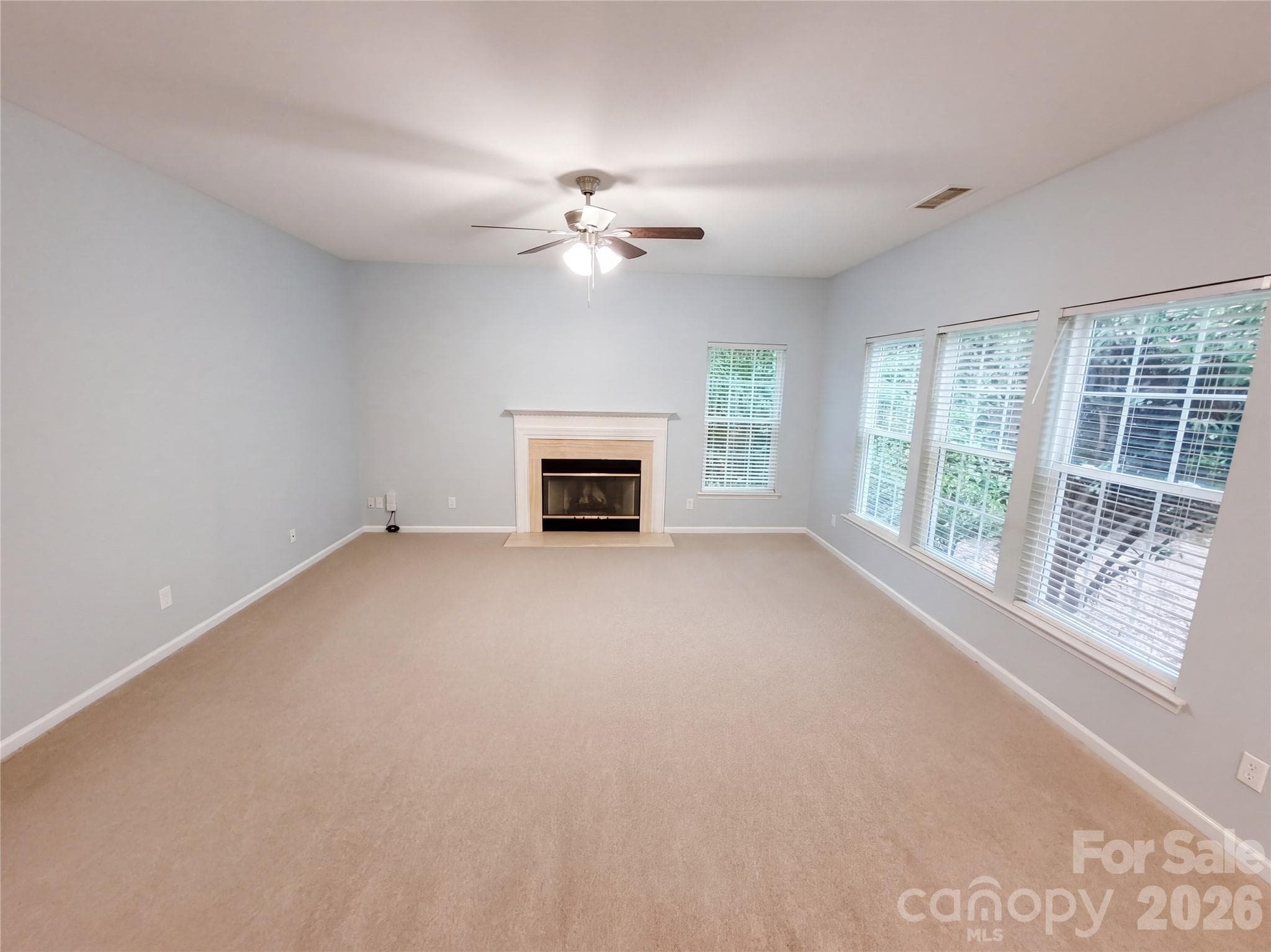 Single Family Residence at 9339 Autumn Applause Drive, Charlotte, photo 10 of 29