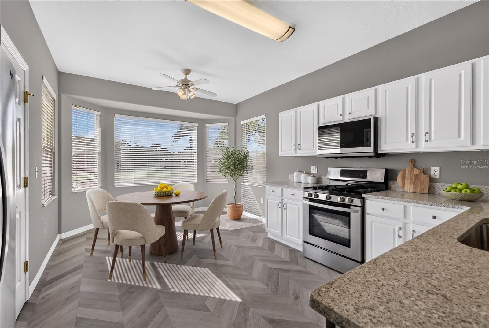 Eat In Kitchen Virtually Staged - 13143 SE 97TH TERRACE RD, SUMMERFIELD
