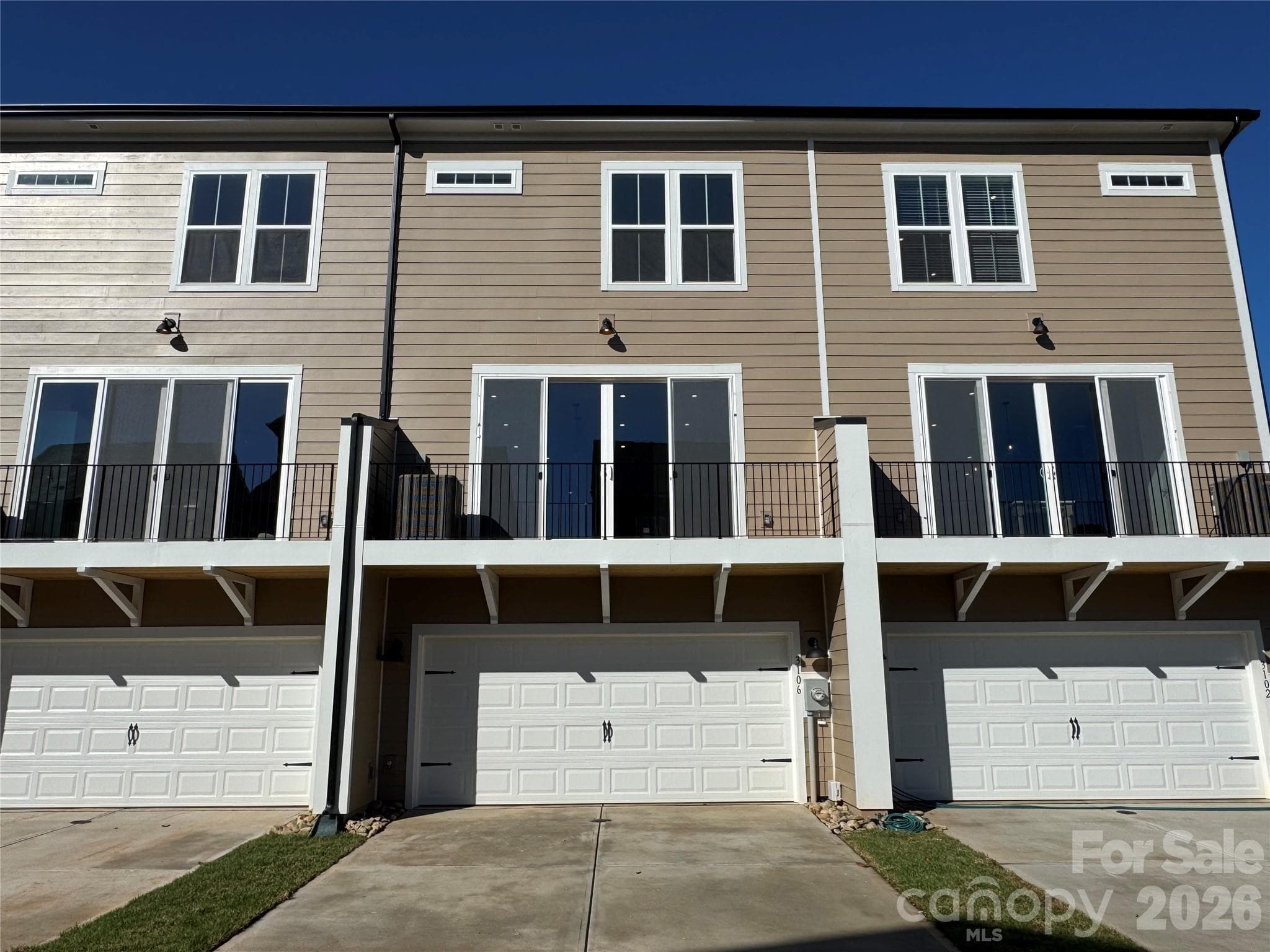 Townhouse at 3106 Middle Street, Charlotte, photo 37 of 37