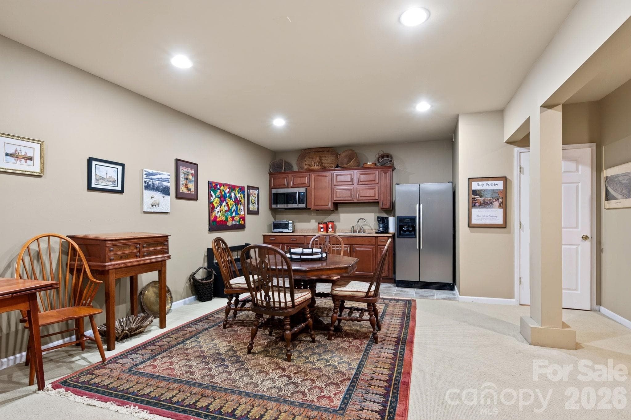 Basement Kitchenette and Dining Area - 211 South Plains Drive, Asheville