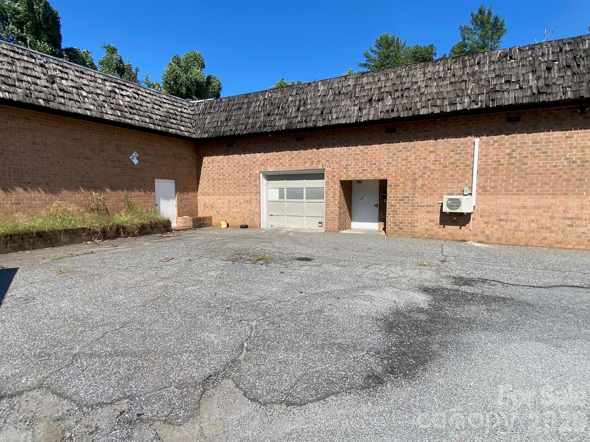 Industrial at 2171 Nc 18 Us 64 Highway, Morganton, photo 4 of 11