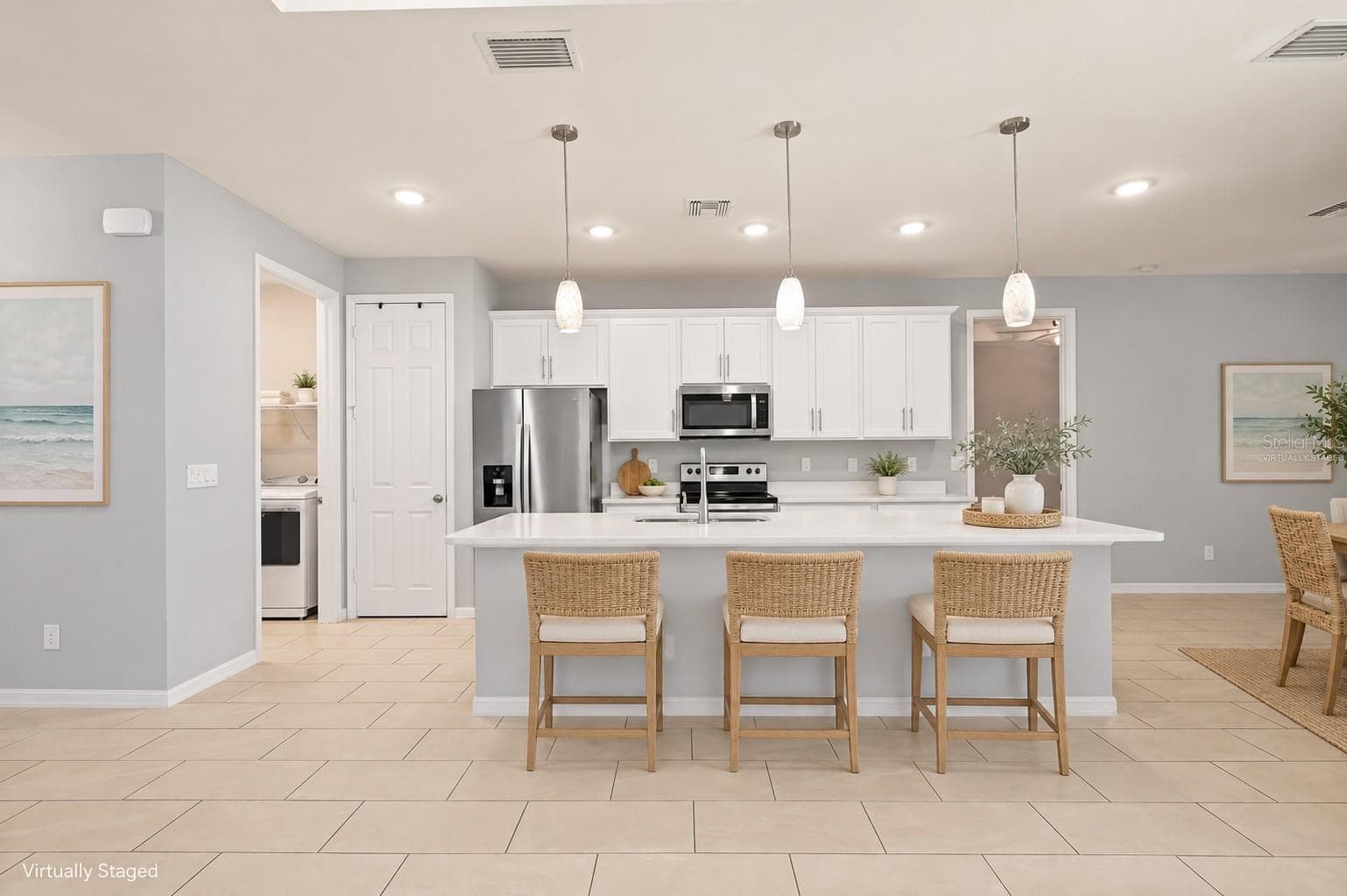Breakfast Bar Virtually staged - 25416 PRADA DR, PUNTA GORDA