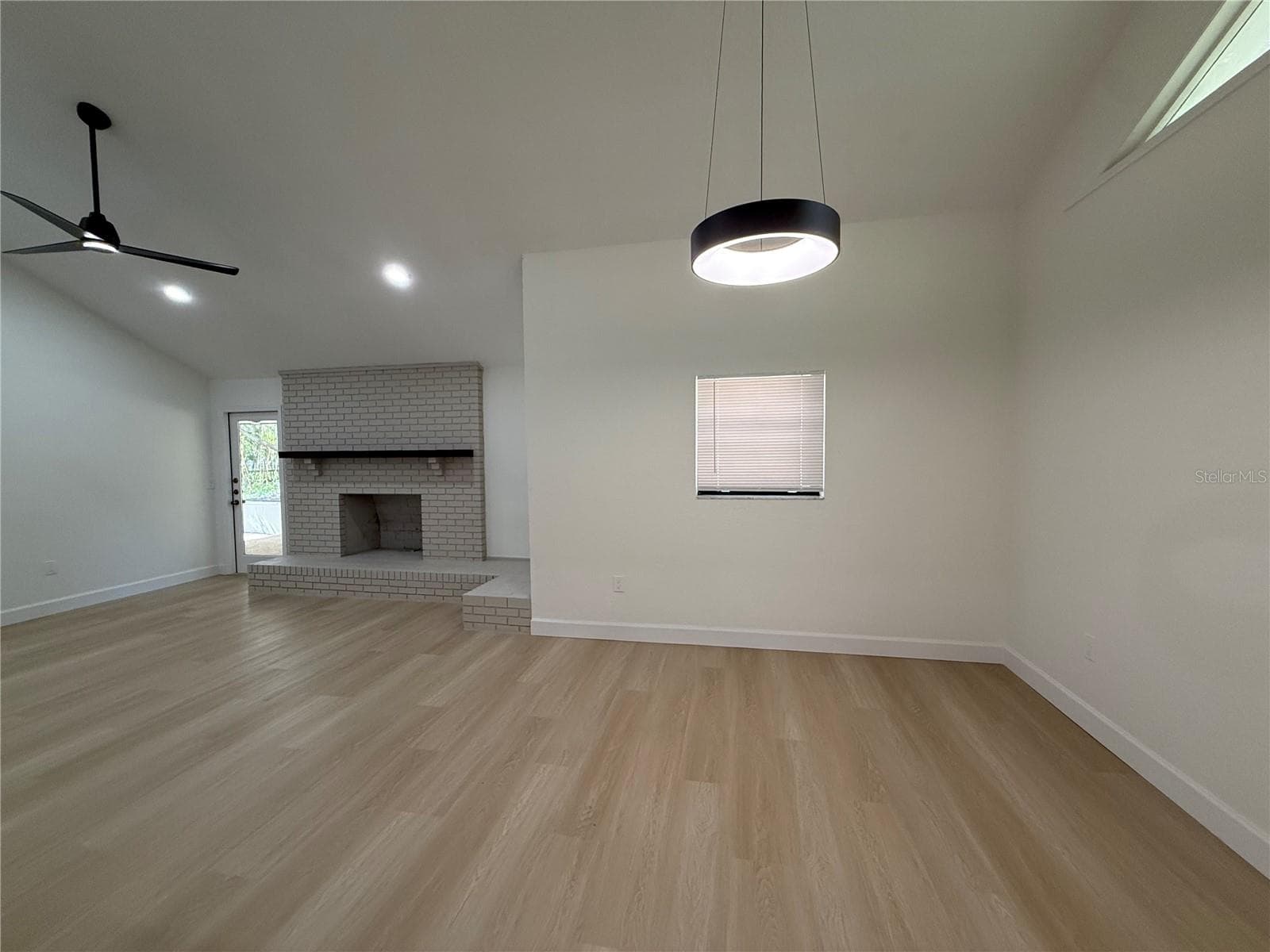 Single Family Residence at 6926 ODONIEL LOOP W, LAKELAND, photo 6 of 31