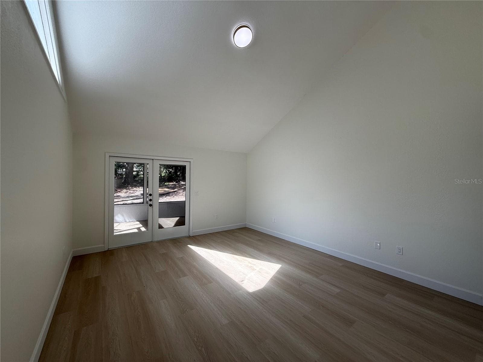 Single Family Residence at 6926 ODONIEL LOOP W, LAKELAND, photo 13 of 31