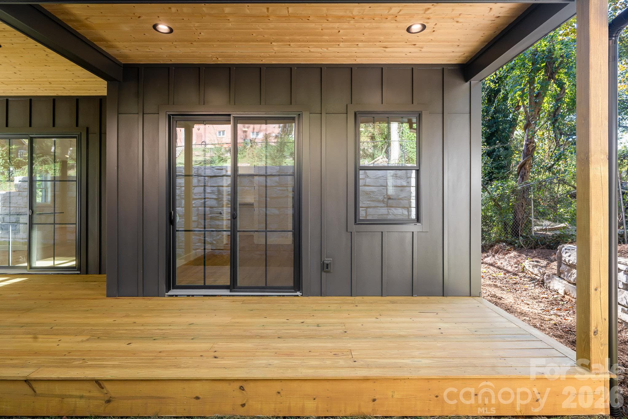 Single Family Residence at 140 Walnut Street, Arden, photo 8 of 43