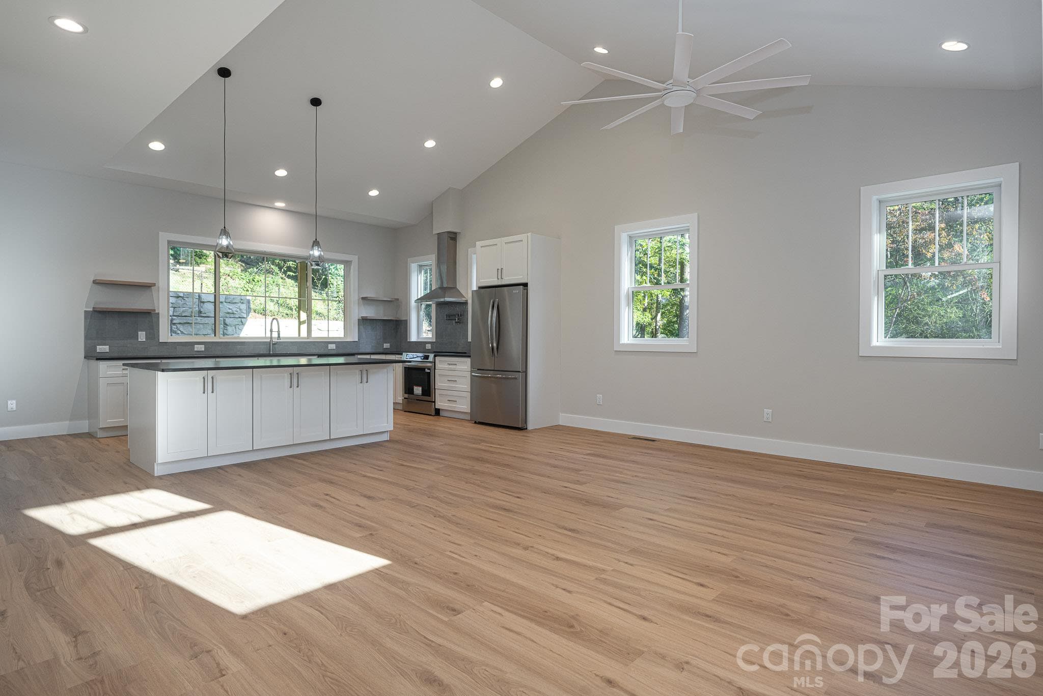 Single Family Residence at 140 Walnut Street, Arden, photo 16 of 43