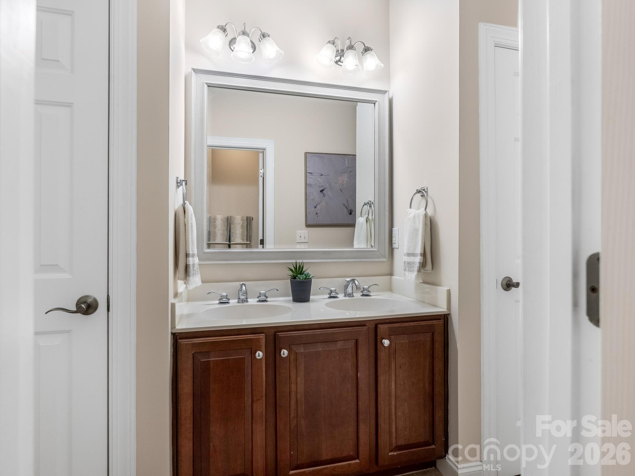 Full Bath Adjoins Beds #2 and #3, two linen closets - 9200 Skipaway Drive, Waxhaw
