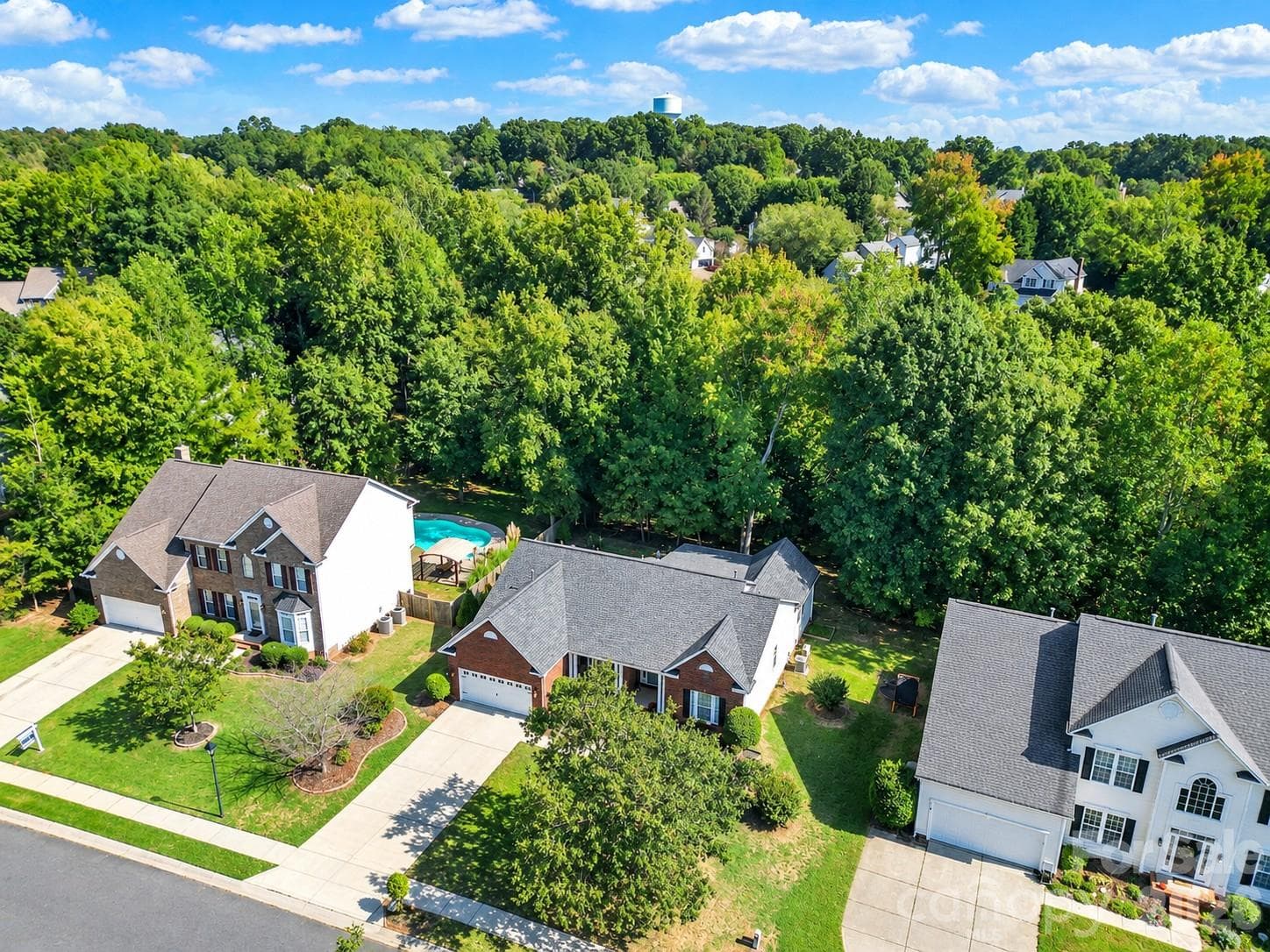 Single Family Residence at 117 Doby Creek Court, Fort Mill, photo 3 of 45