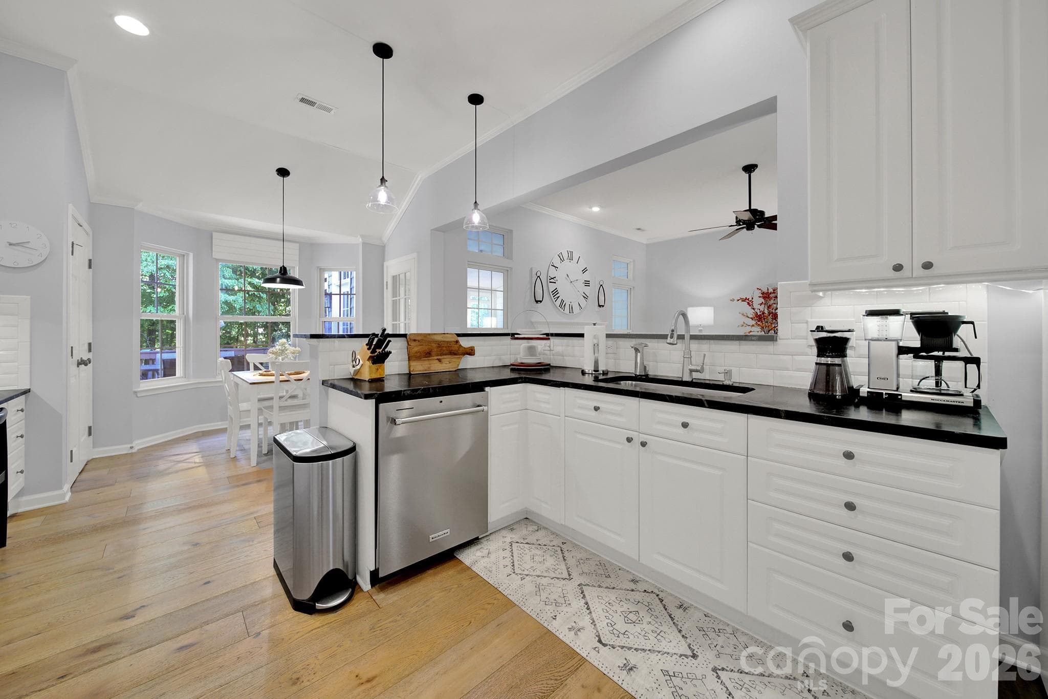 Single Family Residence at 117 Doby Creek Court, Fort Mill, photo 15 of 45