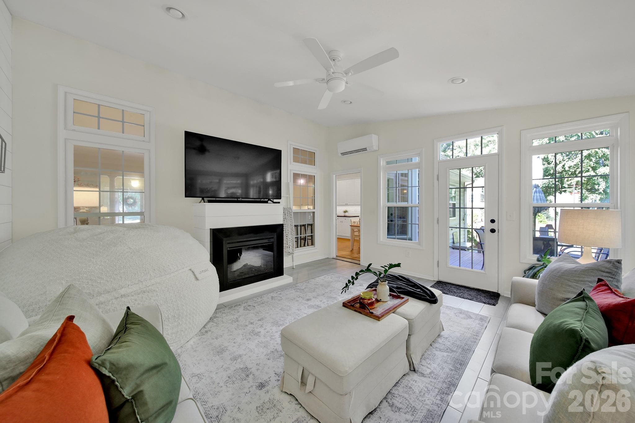 Single Family Residence at 117 Doby Creek Court, Fort Mill, photo 37 of 45