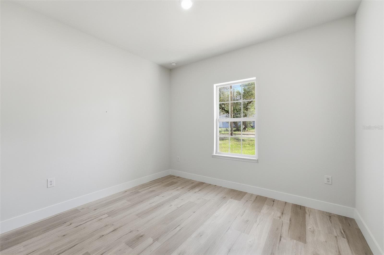 Single Family Residence at 19487 SAINT GEORGE DR, DUNNELLON, photo 36 of 43
