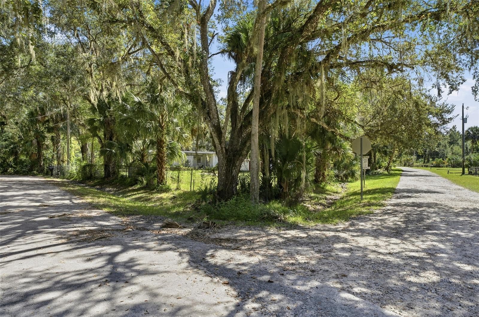 Mobile Home at 2400 N JUNGLECAMP RD, INVERNESS, photo 15 of 52