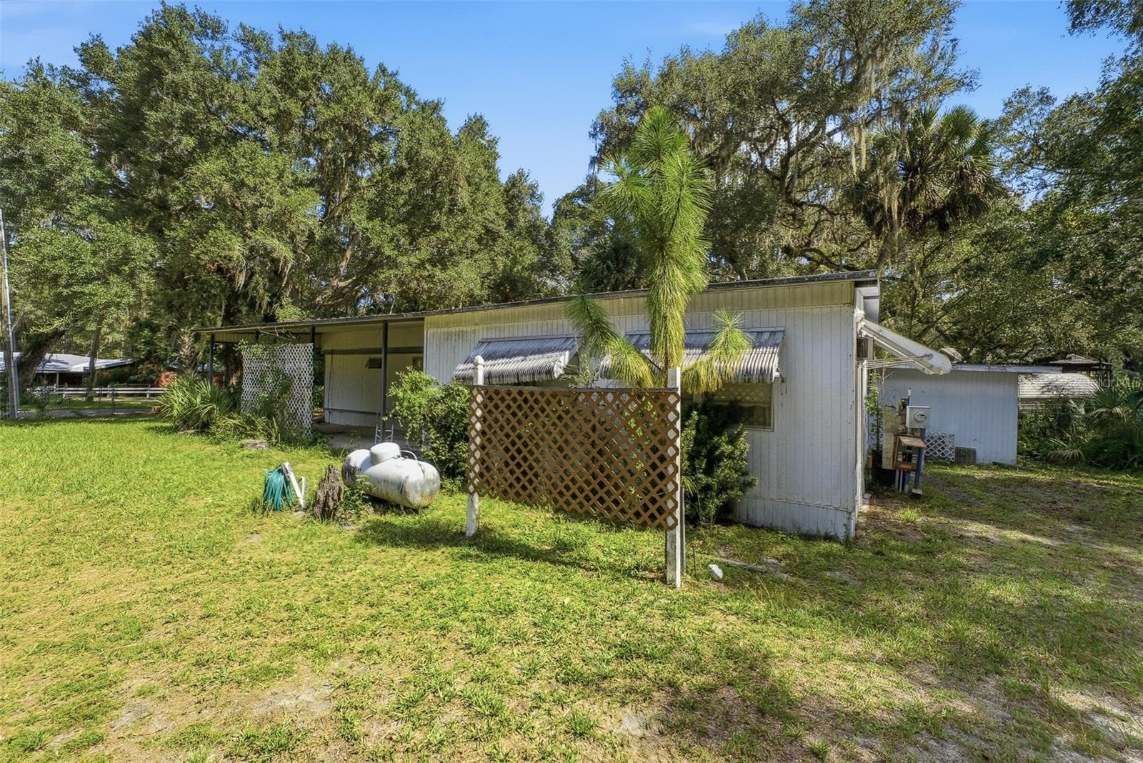 Mobile Home at 2400 N JUNGLECAMP RD, INVERNESS, photo 21 of 52