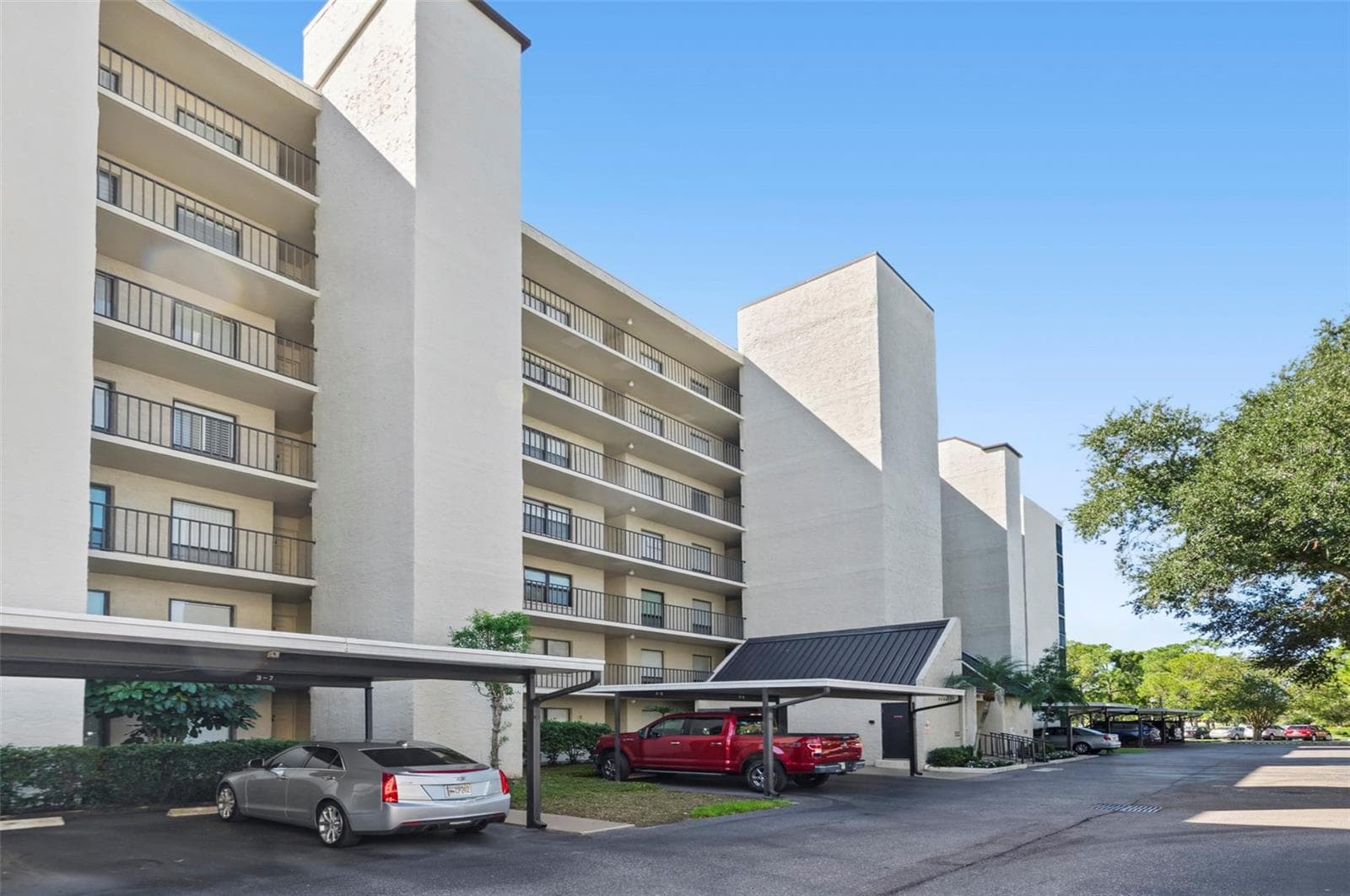 Condominium at 2900 COVE CAY DR #4B, CLEARWATER, photo 2 of 41
