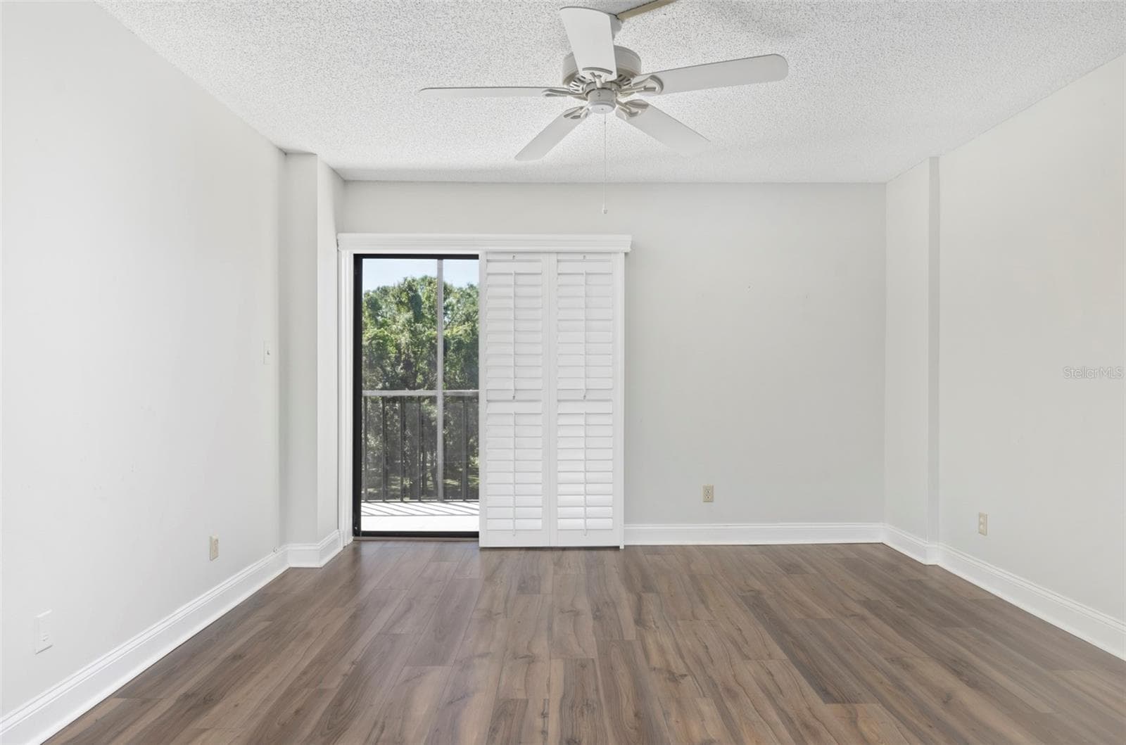 Condominium at 2900 COVE CAY DR #4B, CLEARWATER, photo 12 of 41