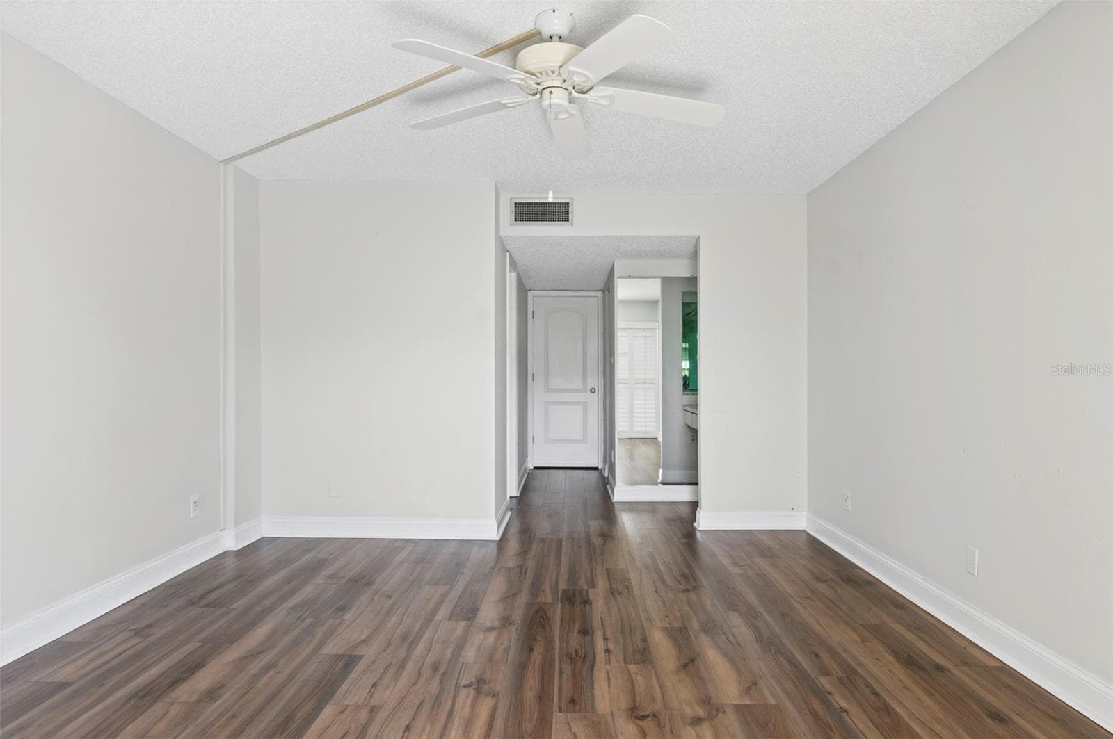 Condominium at 2900 COVE CAY DR #4B, CLEARWATER, photo 13 of 41