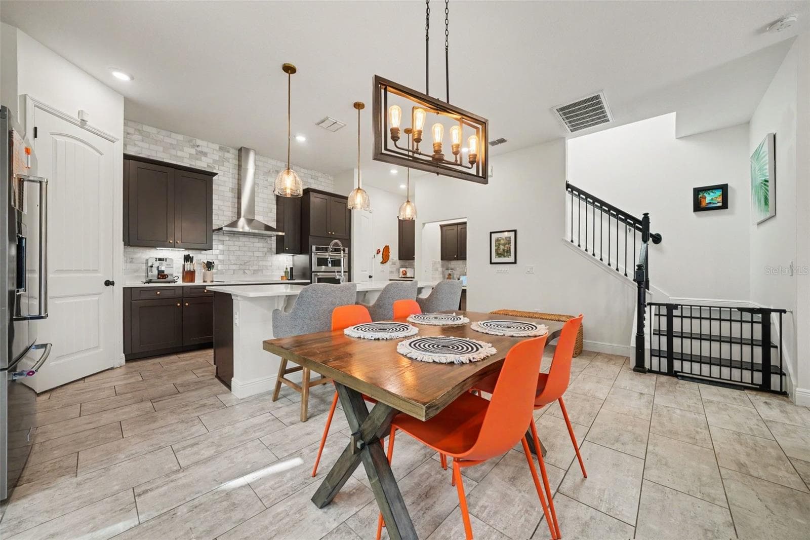 Single Family Residence at 2199 WHITE FEATHER LOOP, OAKLAND, photo 12 of 39