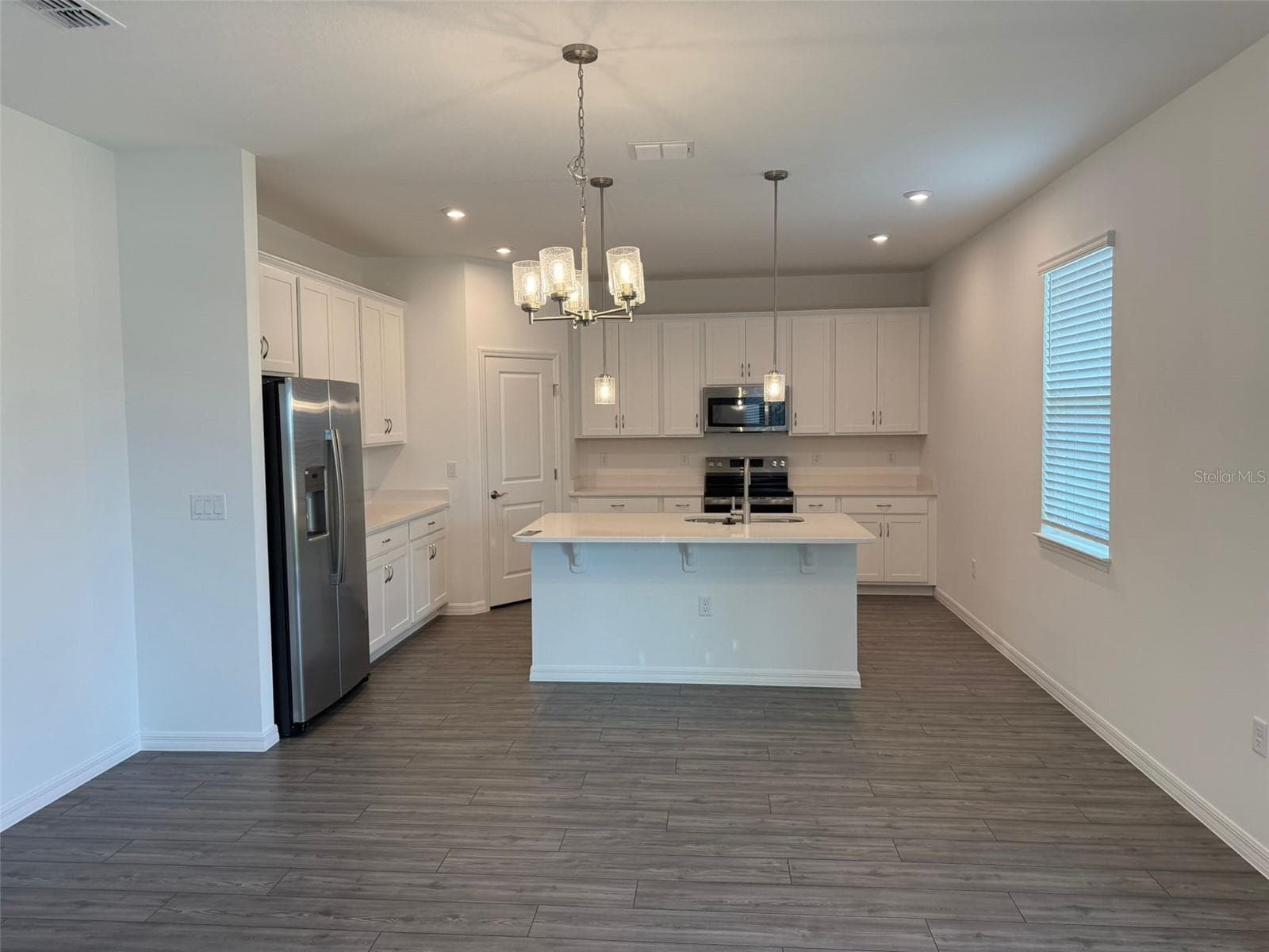Single Family Residence at 3565 DAHLIA DR, HAINES CITY, photo 3 of 31