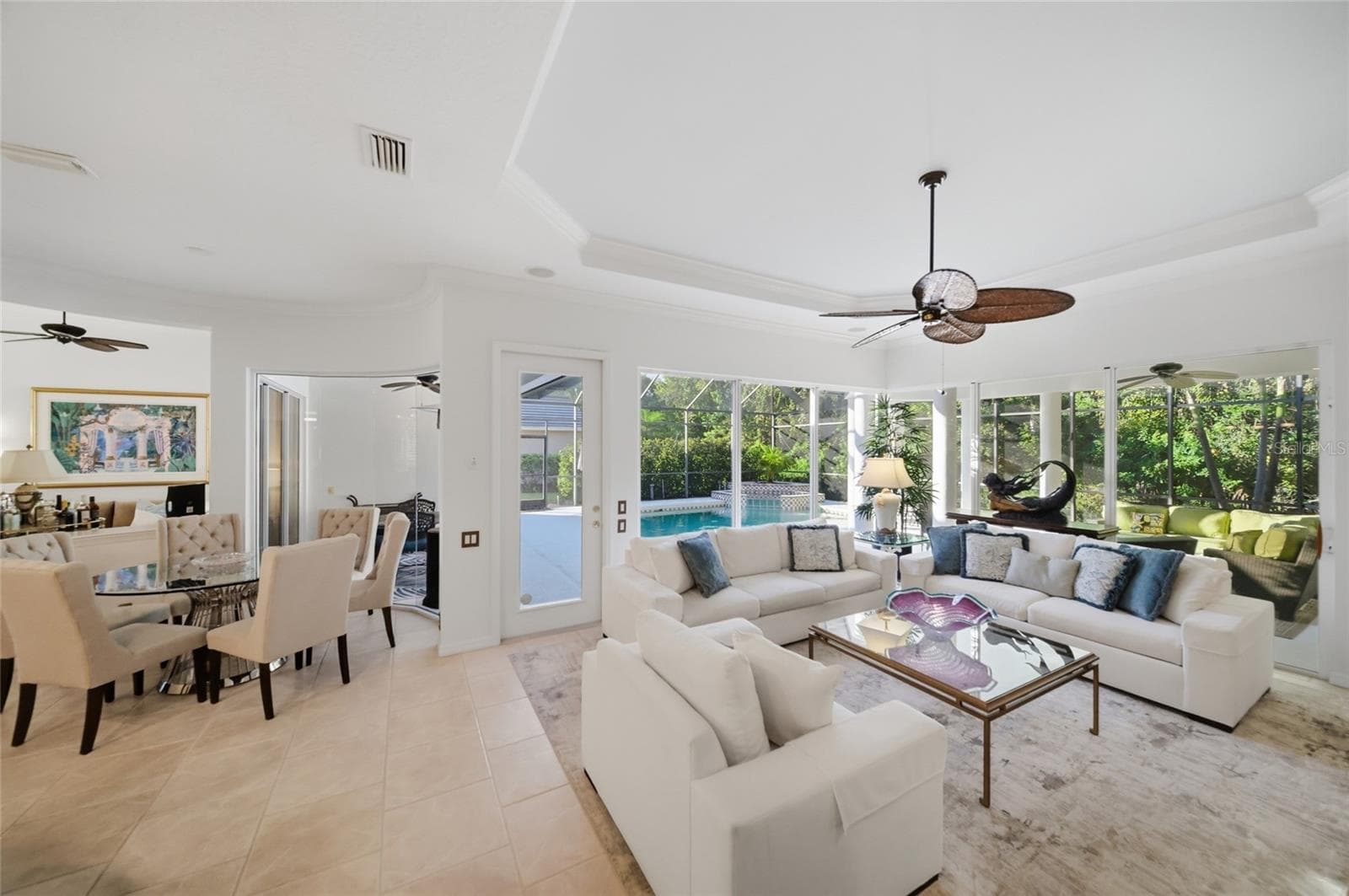Single Family Residence at 6914 TREYMORE CT, SARASOTA, photo 7 of 37