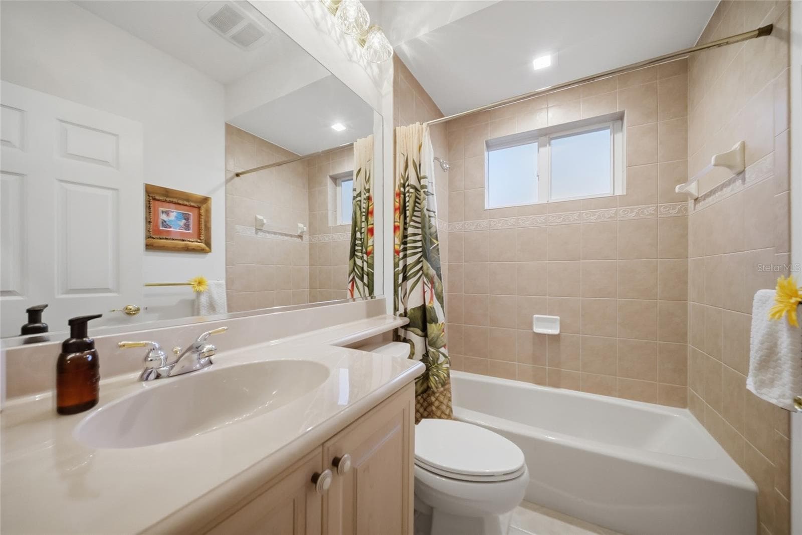 Single Family Residence at 6914 TREYMORE CT, SARASOTA, photo 24 of 37