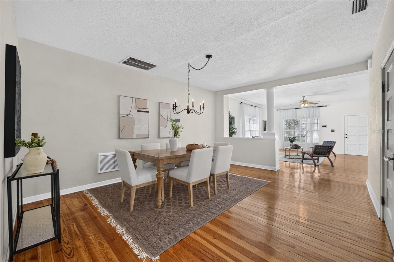 Single Family Residence at 1209 CLOUSER AVE, ORLANDO, photo 8 of 26