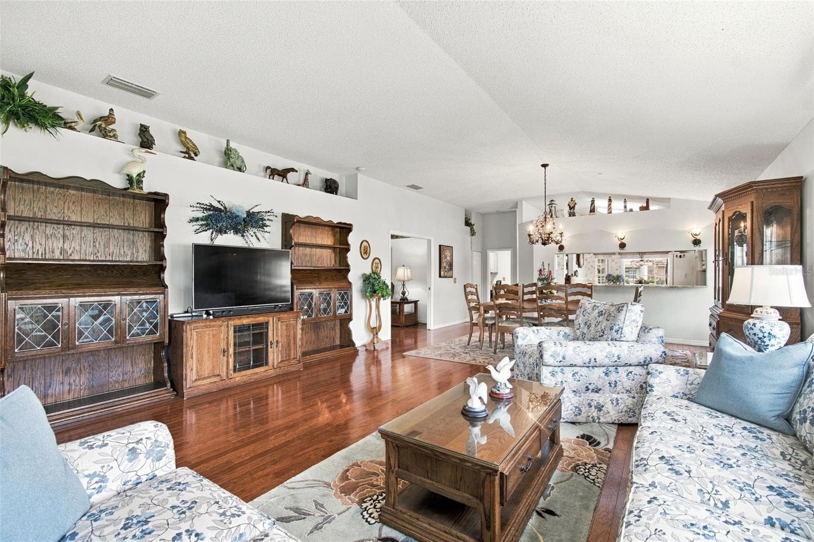 Single Family Residence at 11812 ARANDA CT, HUDSON, photo 13 of 69