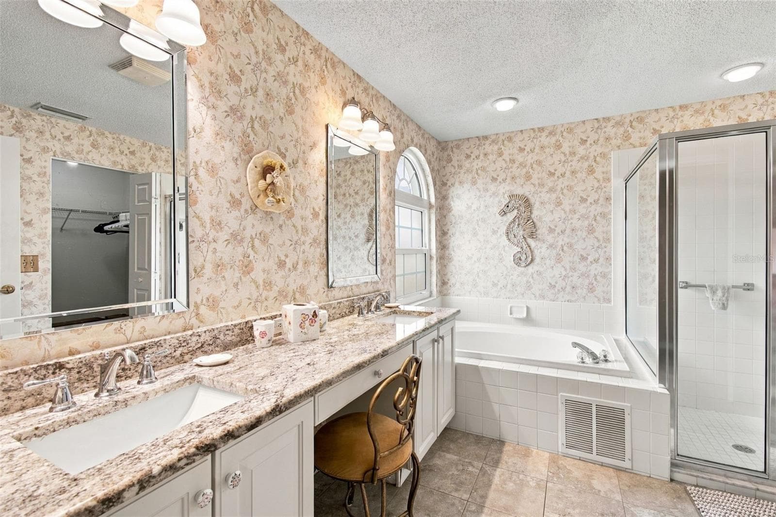 Single Family Residence at 11812 ARANDA CT, HUDSON, photo 21 of 69