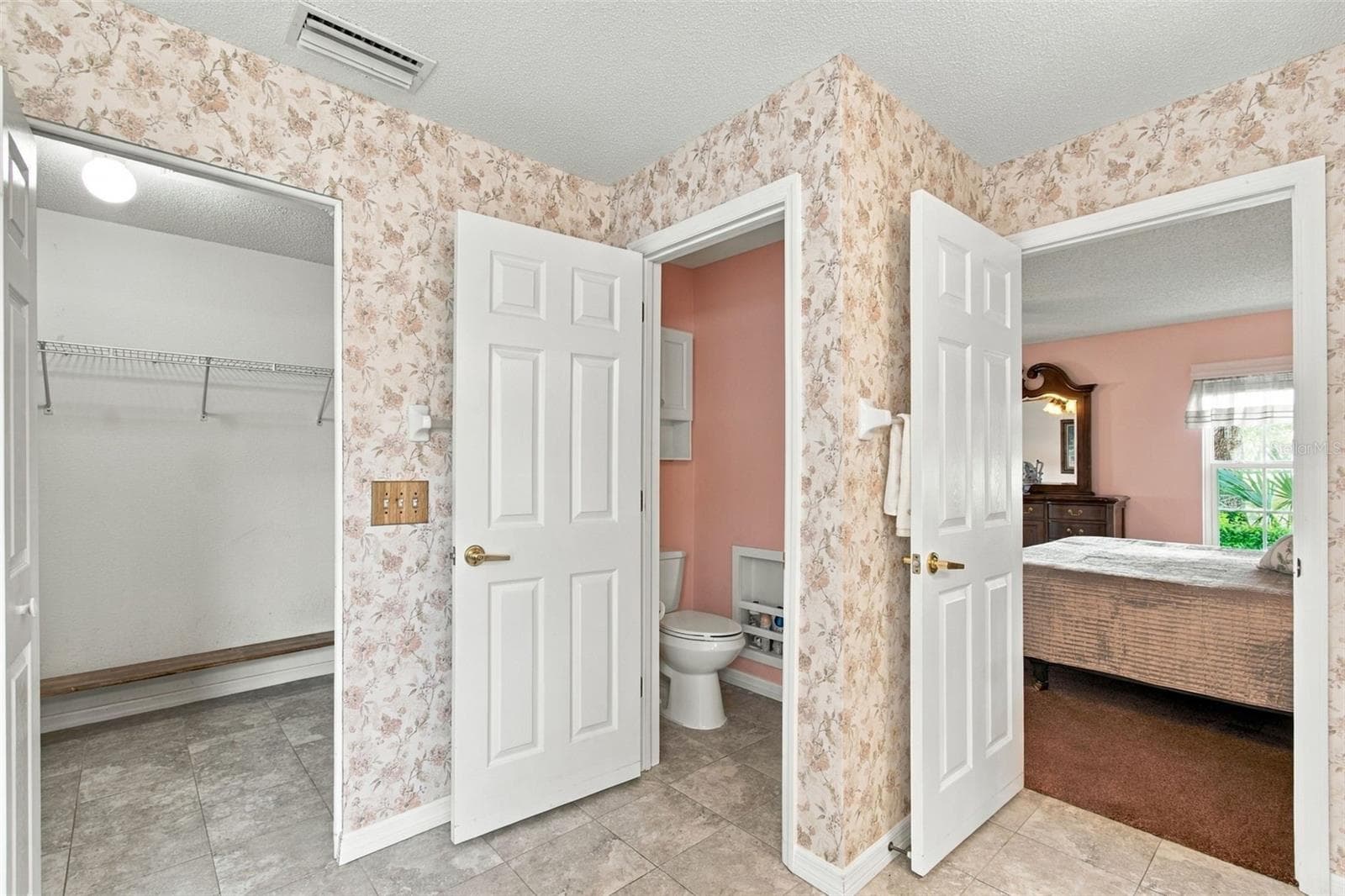 Single Family Residence at 11812 ARANDA CT, HUDSON, photo 24 of 69