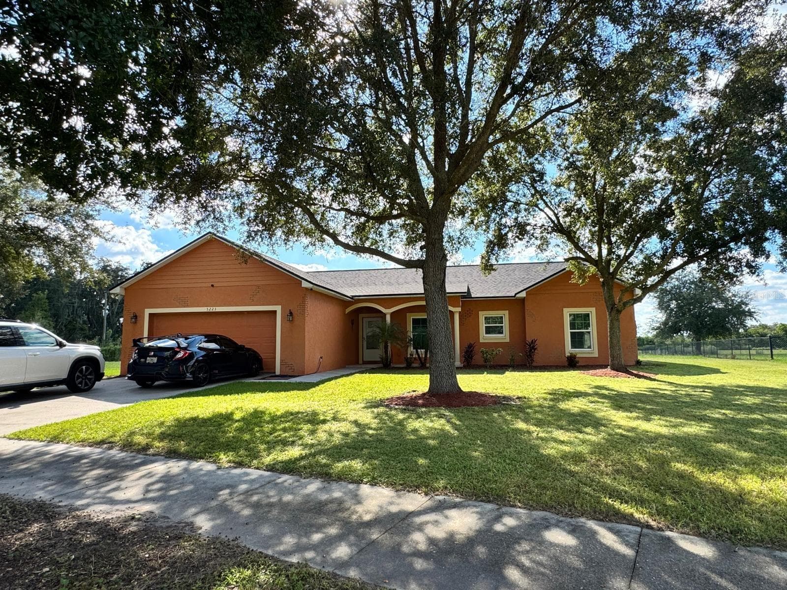 Front - 5223 PANCHO VILLA LN, PLANT CITY