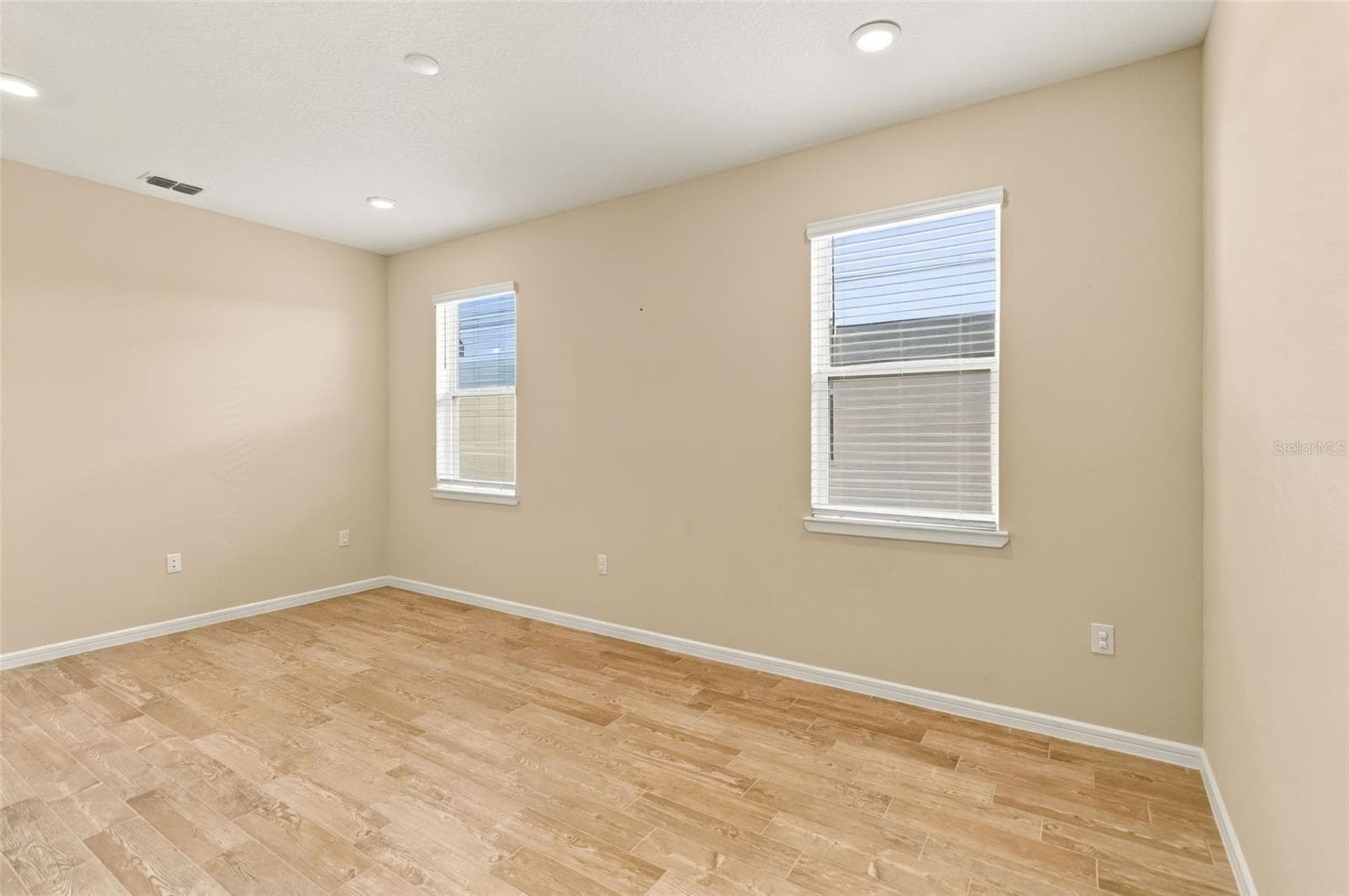 Single Family Residence at 3275 BUOY CIR, WINTER GARDEN, photo 16 of 34