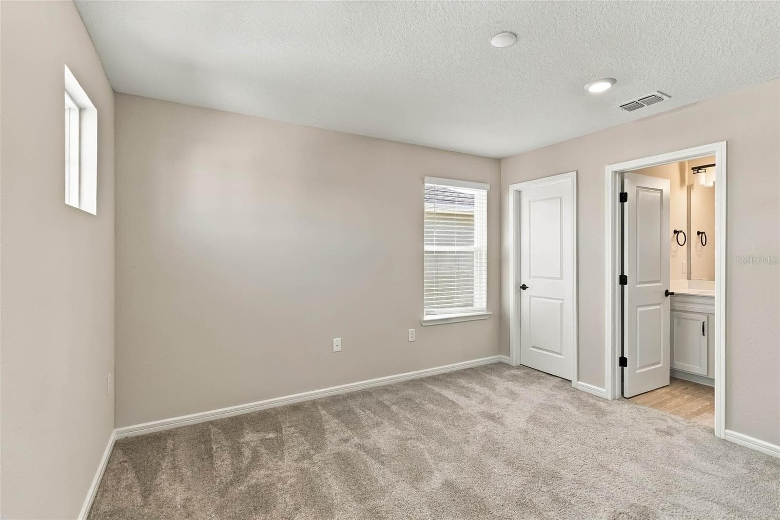 Single Family Residence at 3275 BUOY CIR, WINTER GARDEN, photo 20 of 34