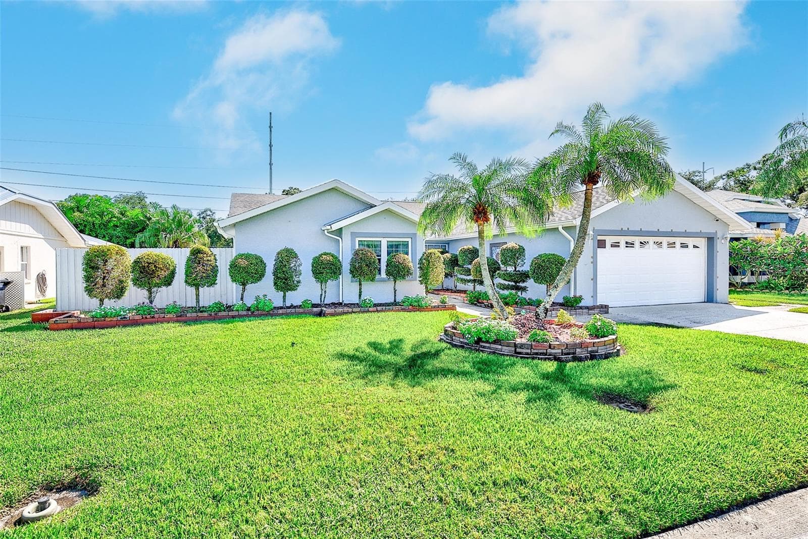 FRONT EXTERIOR - 8747 GLEN LAKES BLVD N, ST PETERSBURG