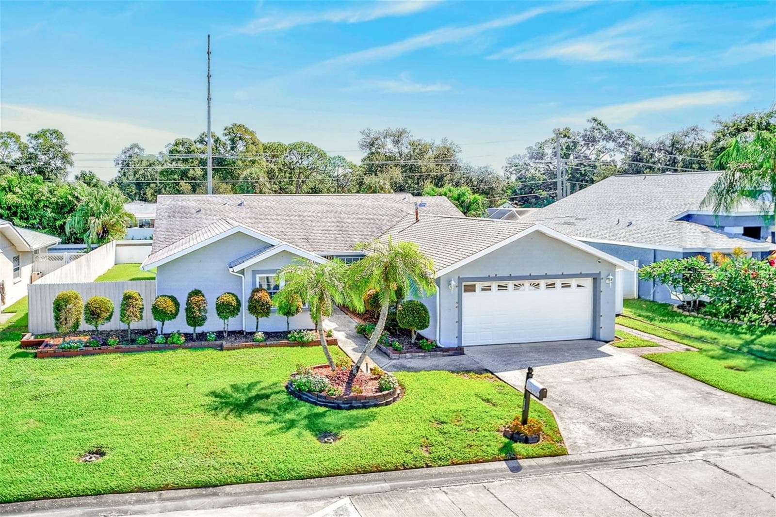 FRONT EXTERIOR - 8747 GLEN LAKES BLVD N, ST PETERSBURG
