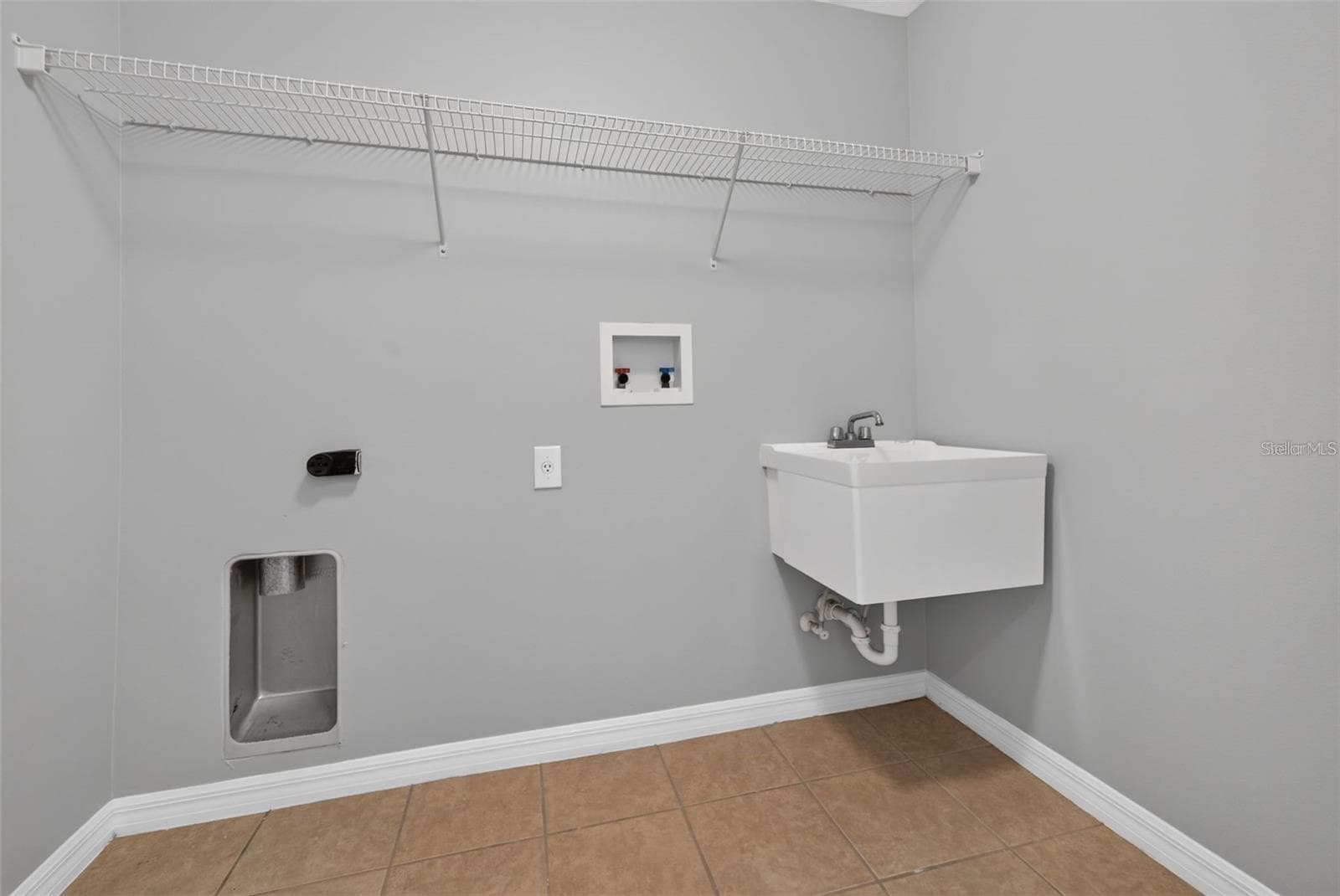 Single Family Residence at 9931 HERON POINTE DR, ORLANDO, photo 32 of 40