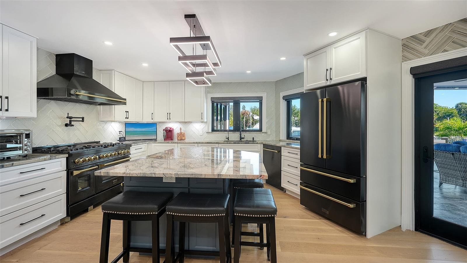 Single Family Residence at 809 IDLEWILD WAY, SARASOTA, photo 10 of 50