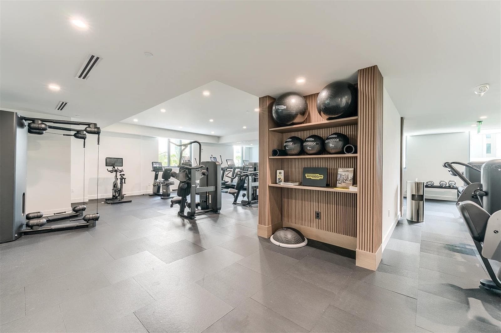 Actual Fitness Room - 325 GOLDEN GATE PT #701, SARASOTA