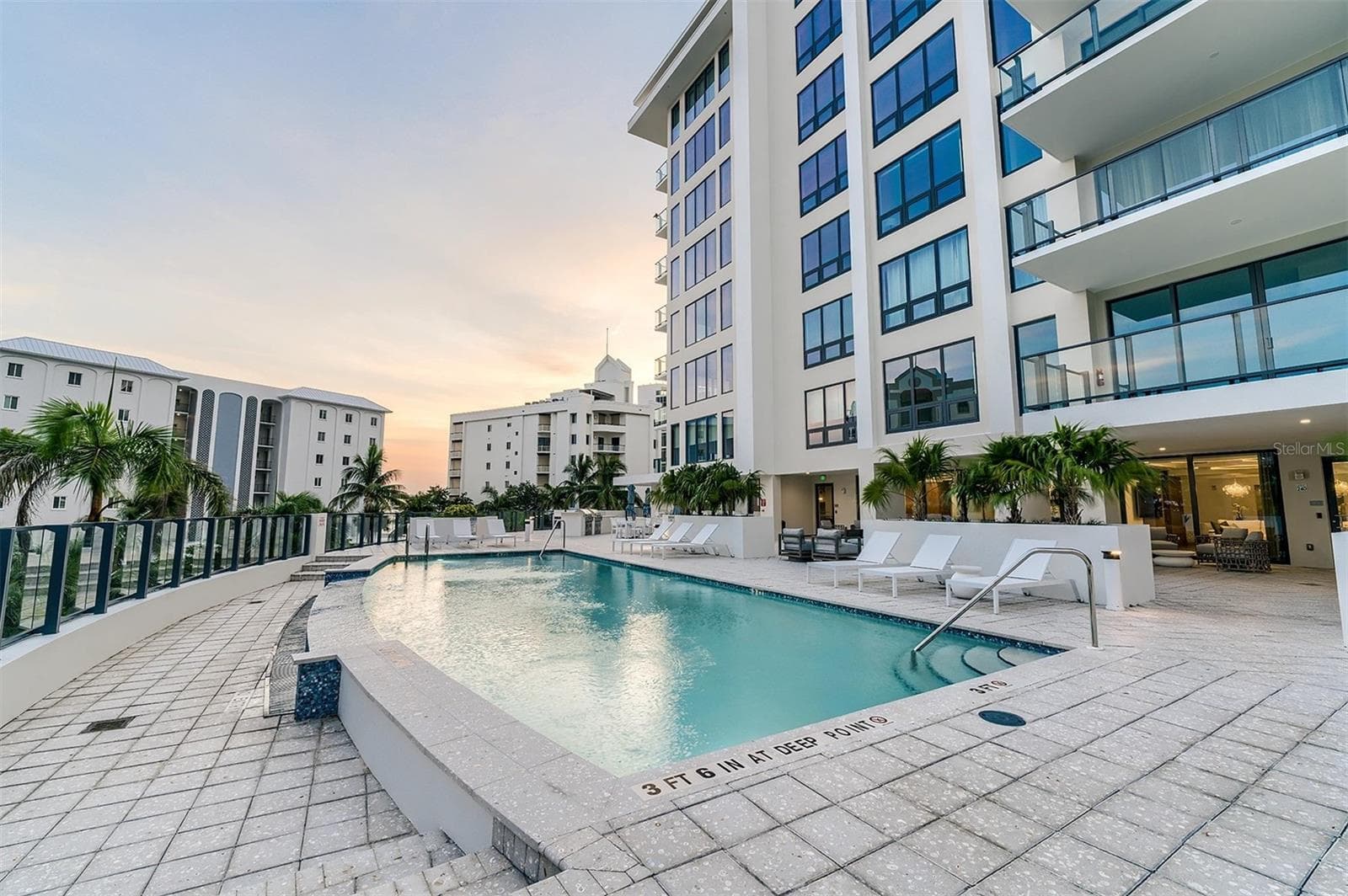 Actual Pool Area - 325 GOLDEN GATE PT #701, SARASOTA