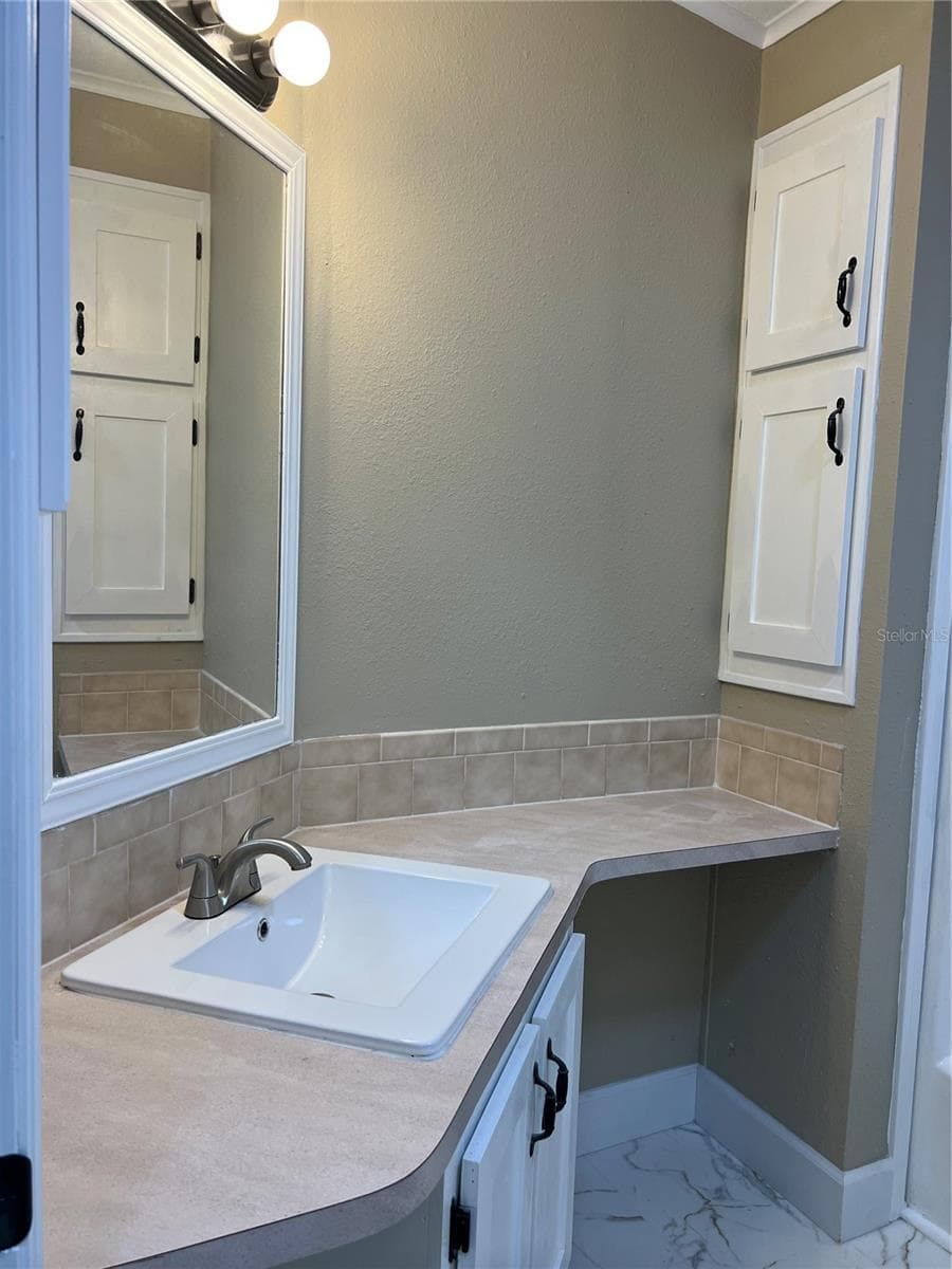 Manufactured Home at 45518 OAK ST, PAISLEY, photo 30 of 41