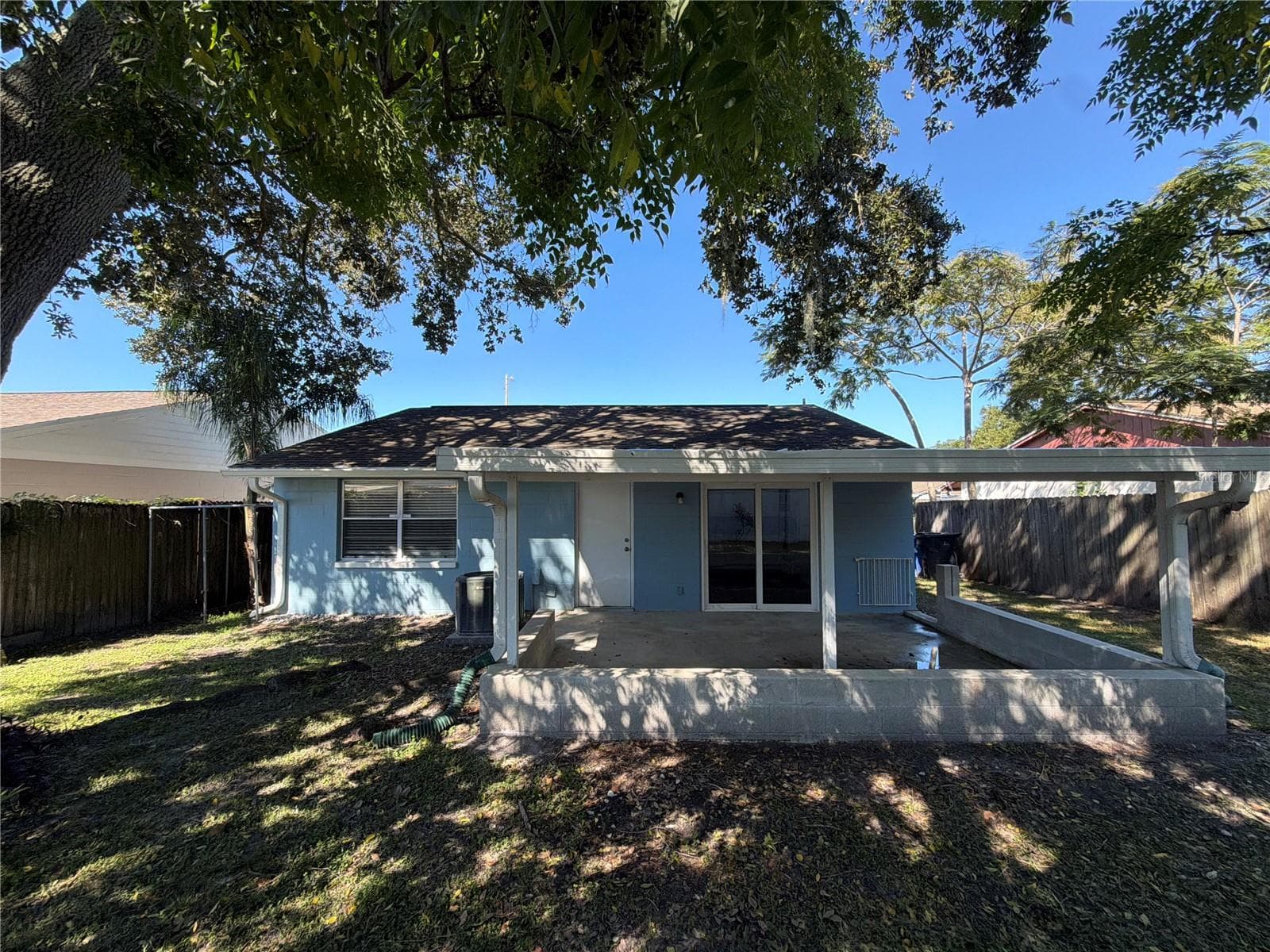 Single Family Residence at 16005 WOODPINE DR, TAMPA, photo 5 of 16