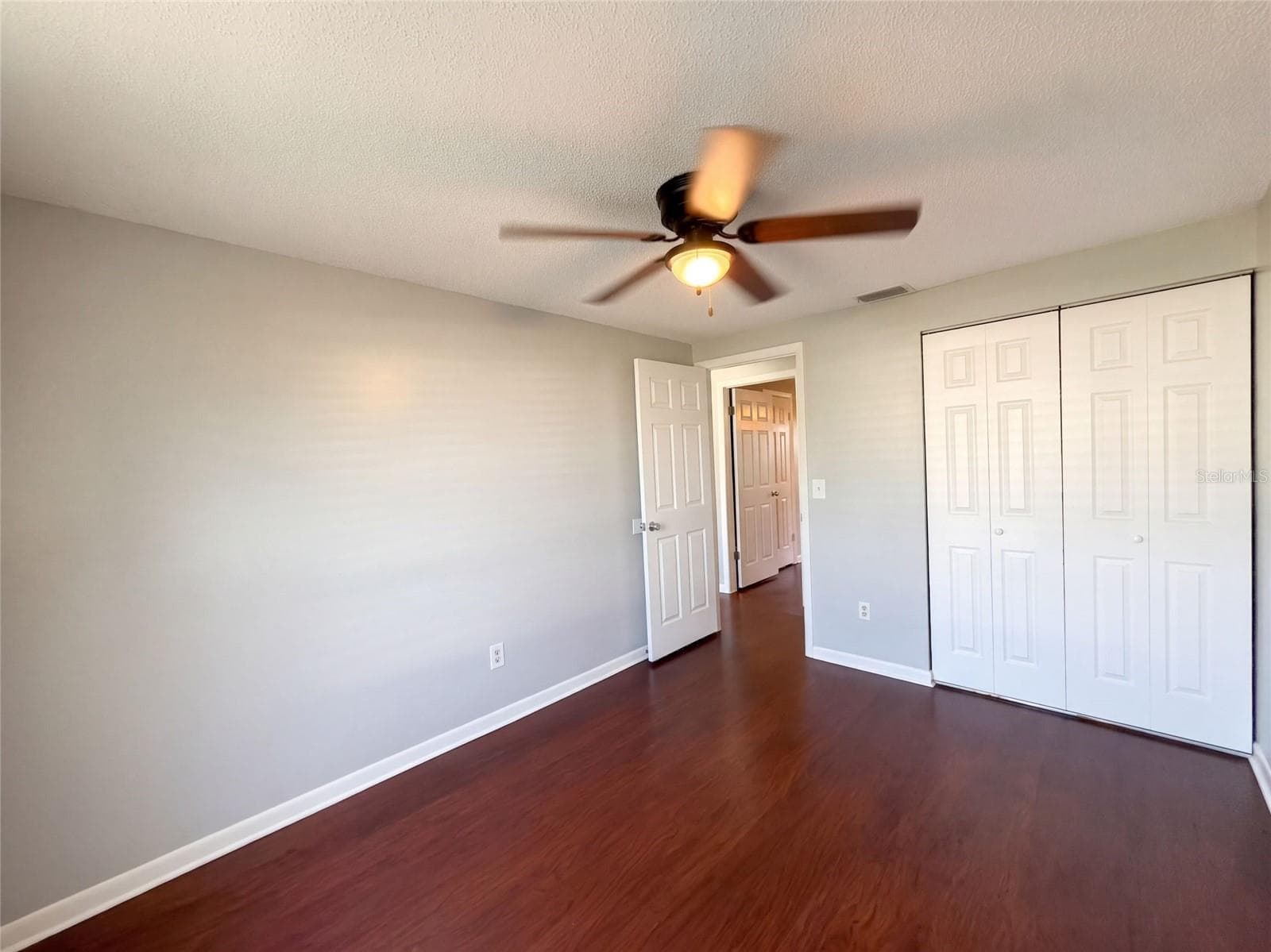 Single Family Residence at 16005 WOODPINE DR, TAMPA, photo 12 of 16