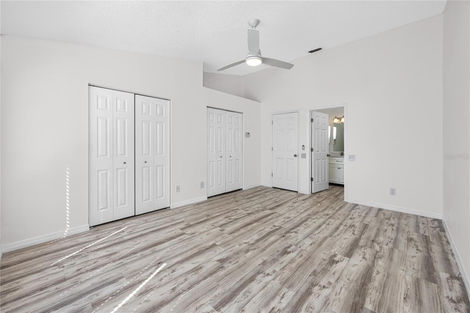 Primary Bedroom with ensuite Bath -6229 Bayside Key Dr, Tampa, FL 33615 - 6229 BAYSIDE KEY DR, TAMPA