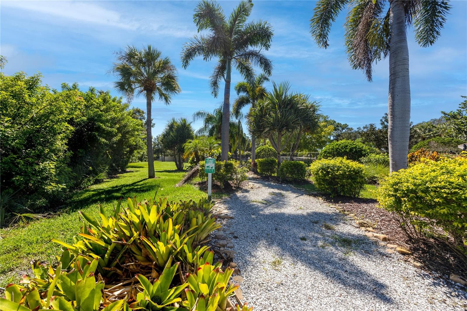 Trail and Park at Bayside Key, Tampa, FL - 6229 BAYSIDE KEY DR, TAMPA