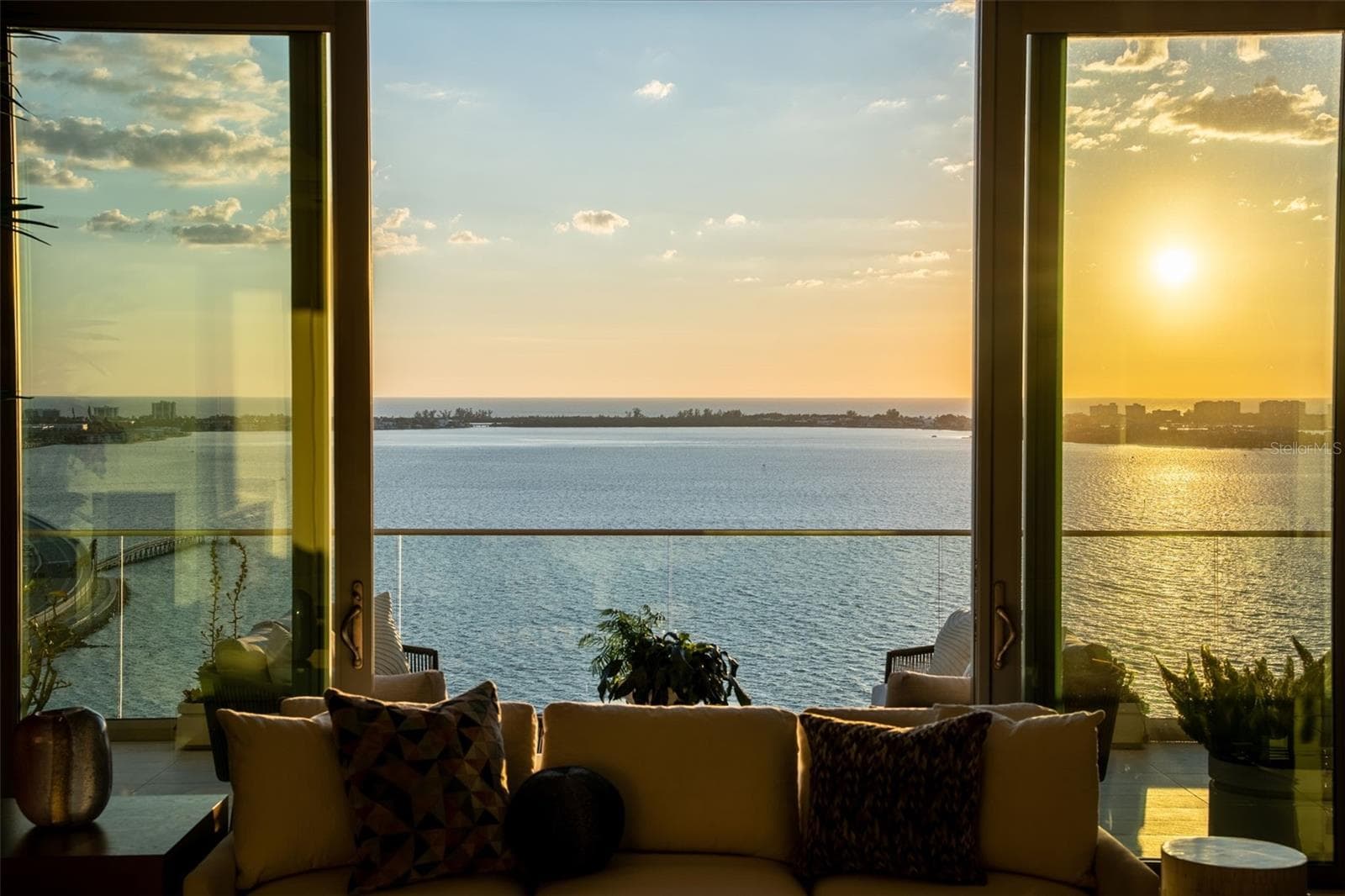 Condominium at 401 QUAY COMMONS #PH1902, SARASOTA, photo 16 of 90
