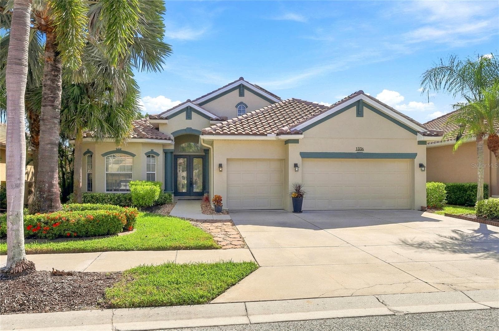 1336 CREEK NINE DR
