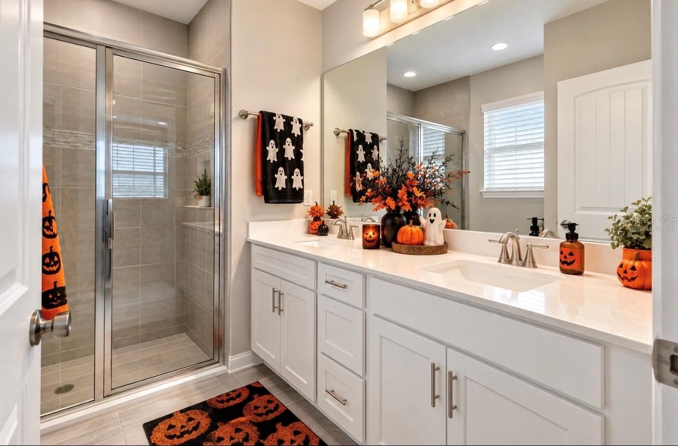 This photo is virtually staged. - 18307 TURNING LEAF CIR, LAND O LAKES