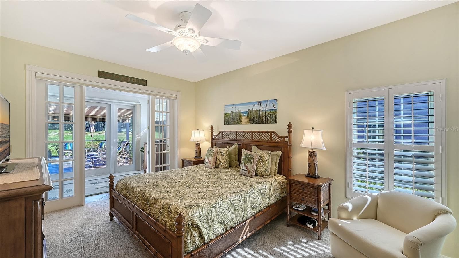 Single Family Residence at 4357 HIGHLAND OAKS CIR, SARASOTA, photo 17 of 43