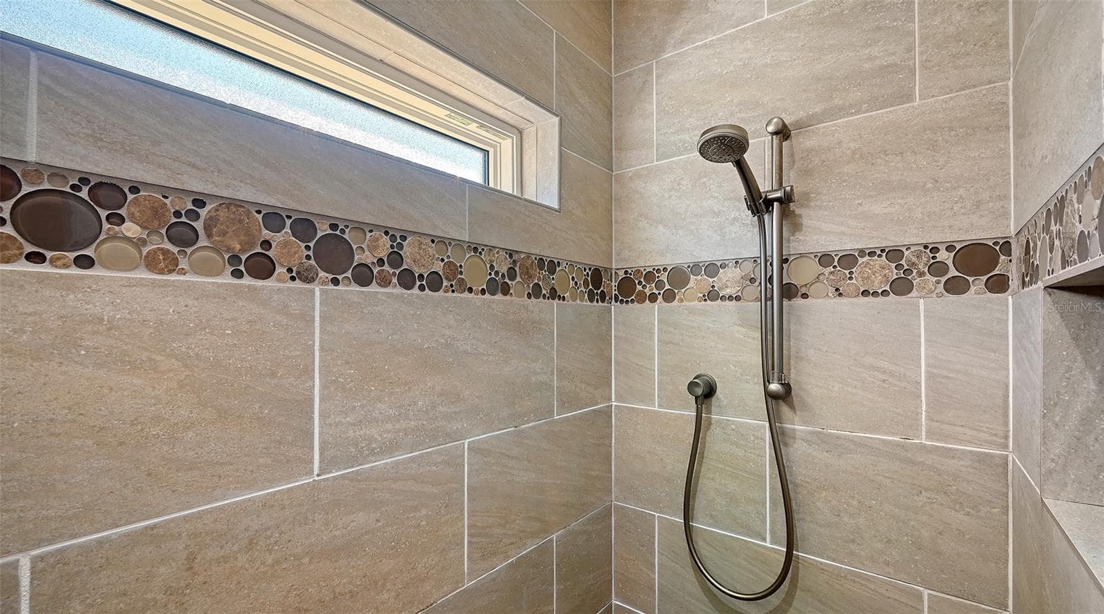 Single Family Residence at 4357 HIGHLAND OAKS CIR, SARASOTA, photo 19 of 43
