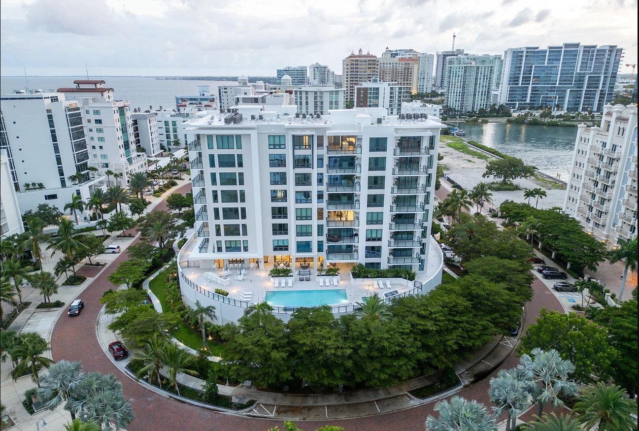 Actual Building Exterior - 325 GOLDEN GATE PT #604, SARASOTA