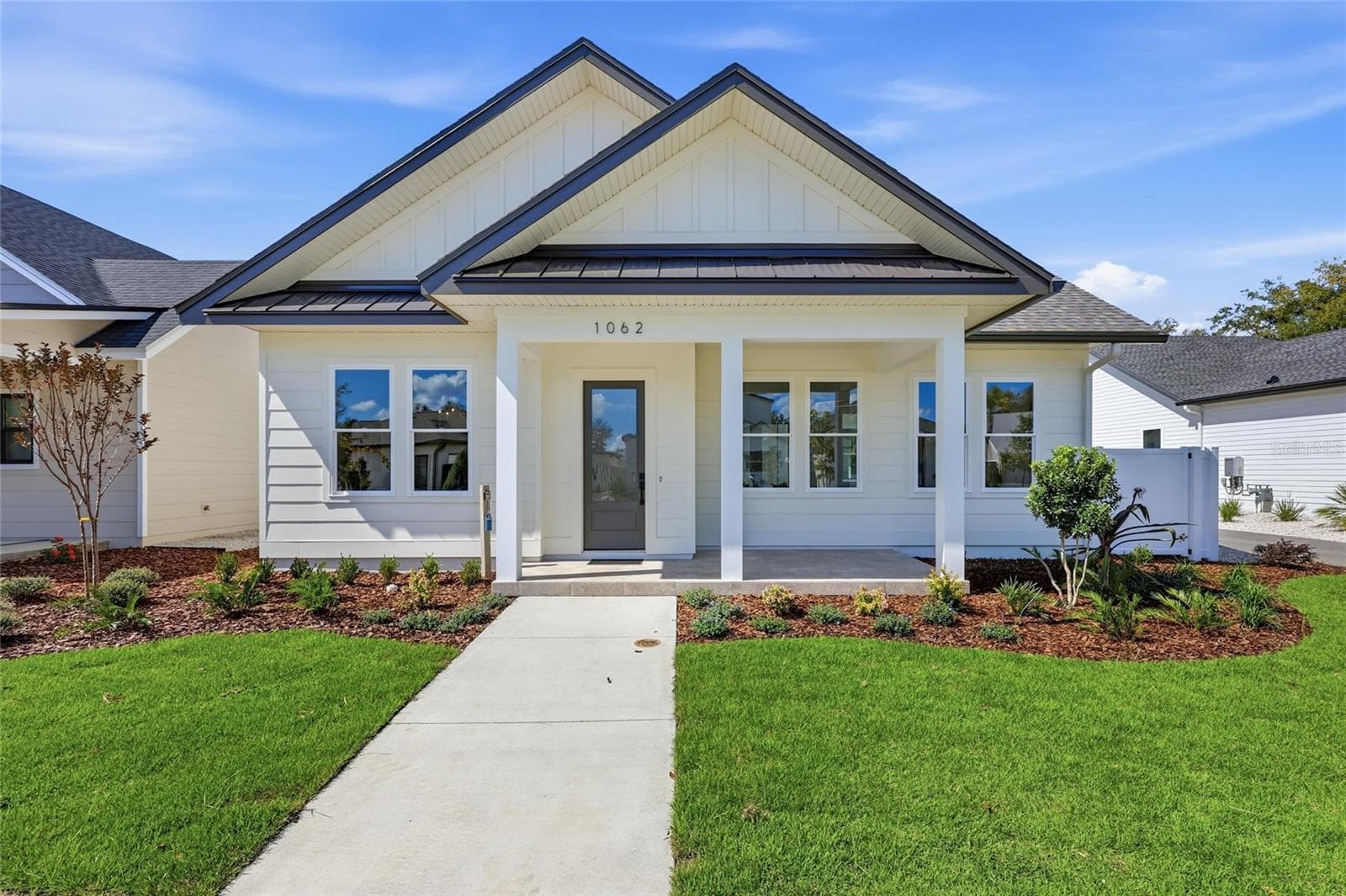 Single Family Residence at 1062 SW 135TH DR, NEWBERRY, photo 2 of 53